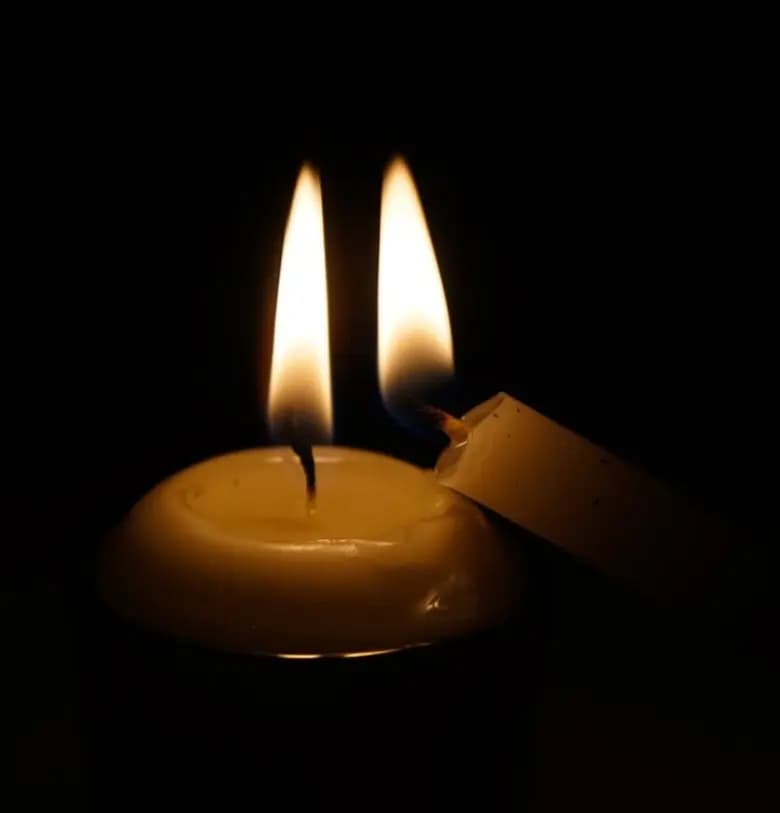 Uplifting Facial - 75 minutes image